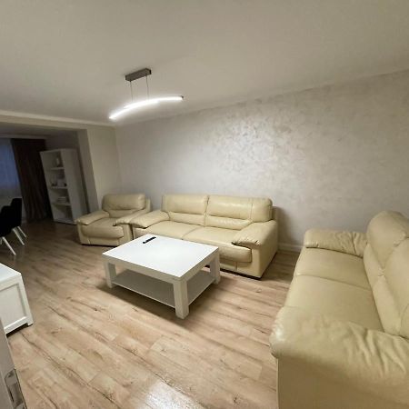 Apartament 1 Lalelelor Nasaud Exteriér fotografie